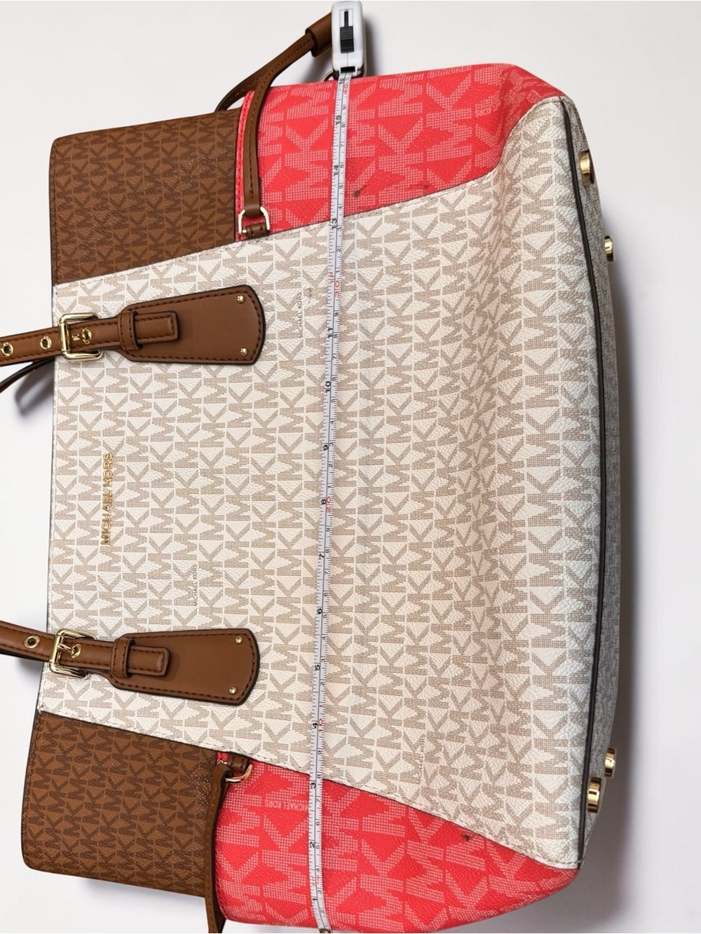 Michael Kors Voyager East/West Signature Tote Dahlia Multi Coral/Cream - Picture 12 of 13
